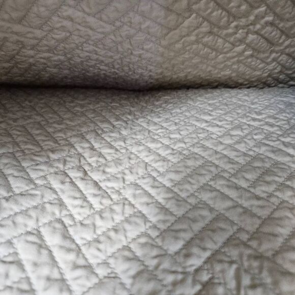 Ralph Lauren Quilted  bedspread - Picture 1 of 6